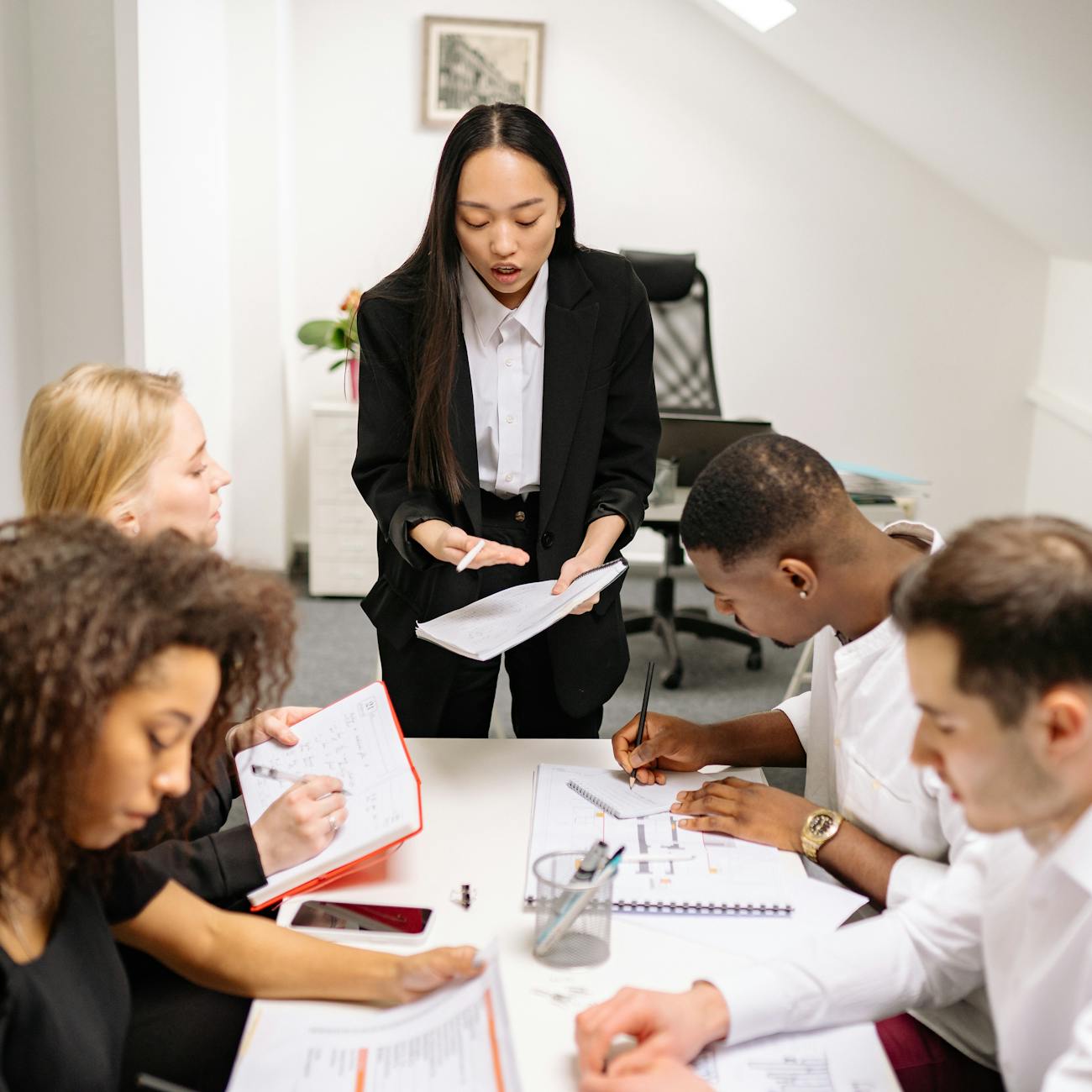 Leadership and Team Management in Shipbuilding.