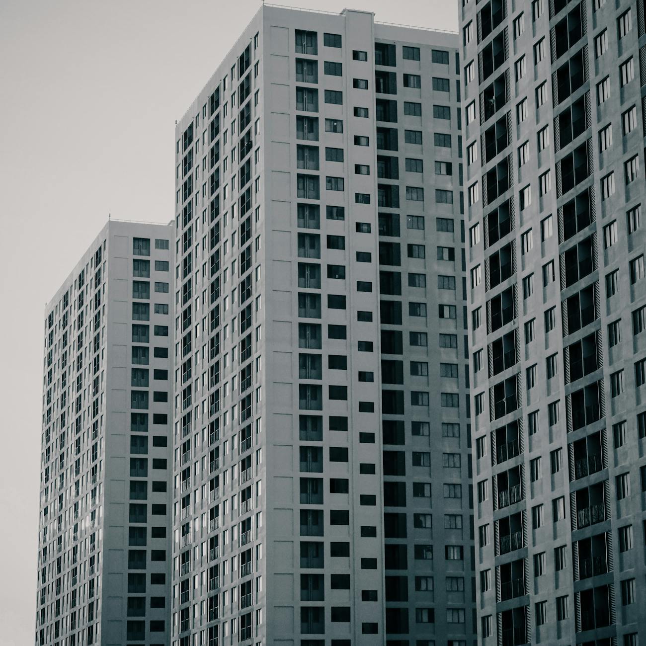 Reinforcement Learning in Real Estate