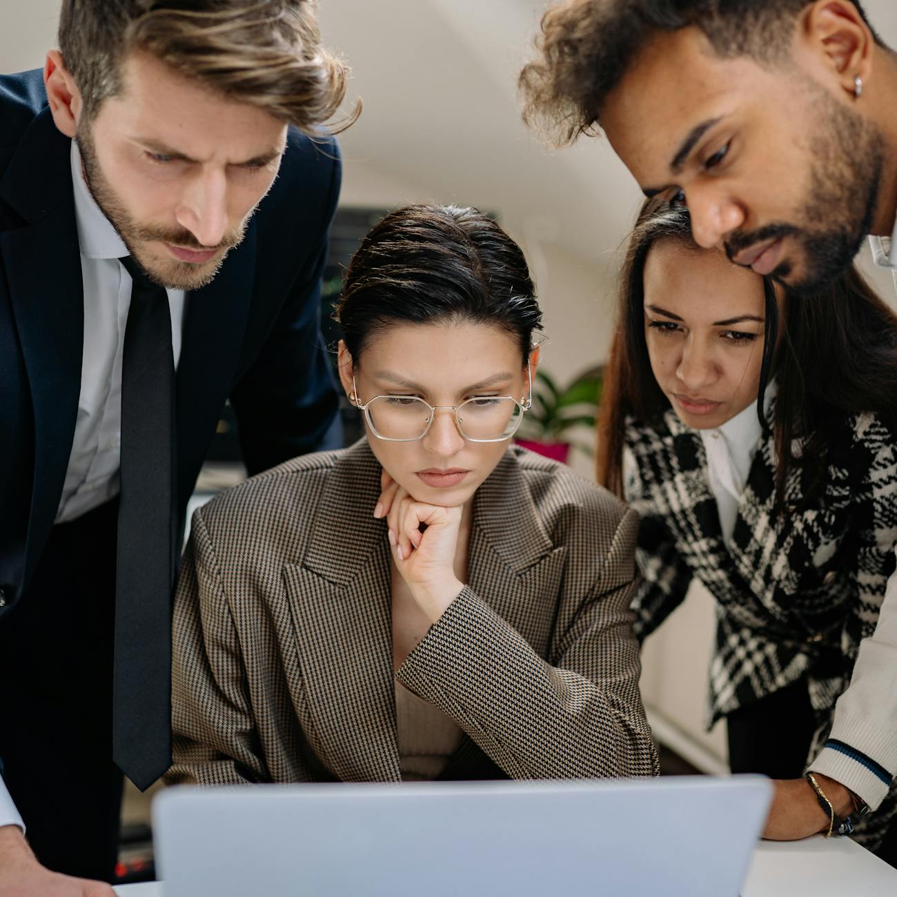 Implementing Customer Engagement Strategies