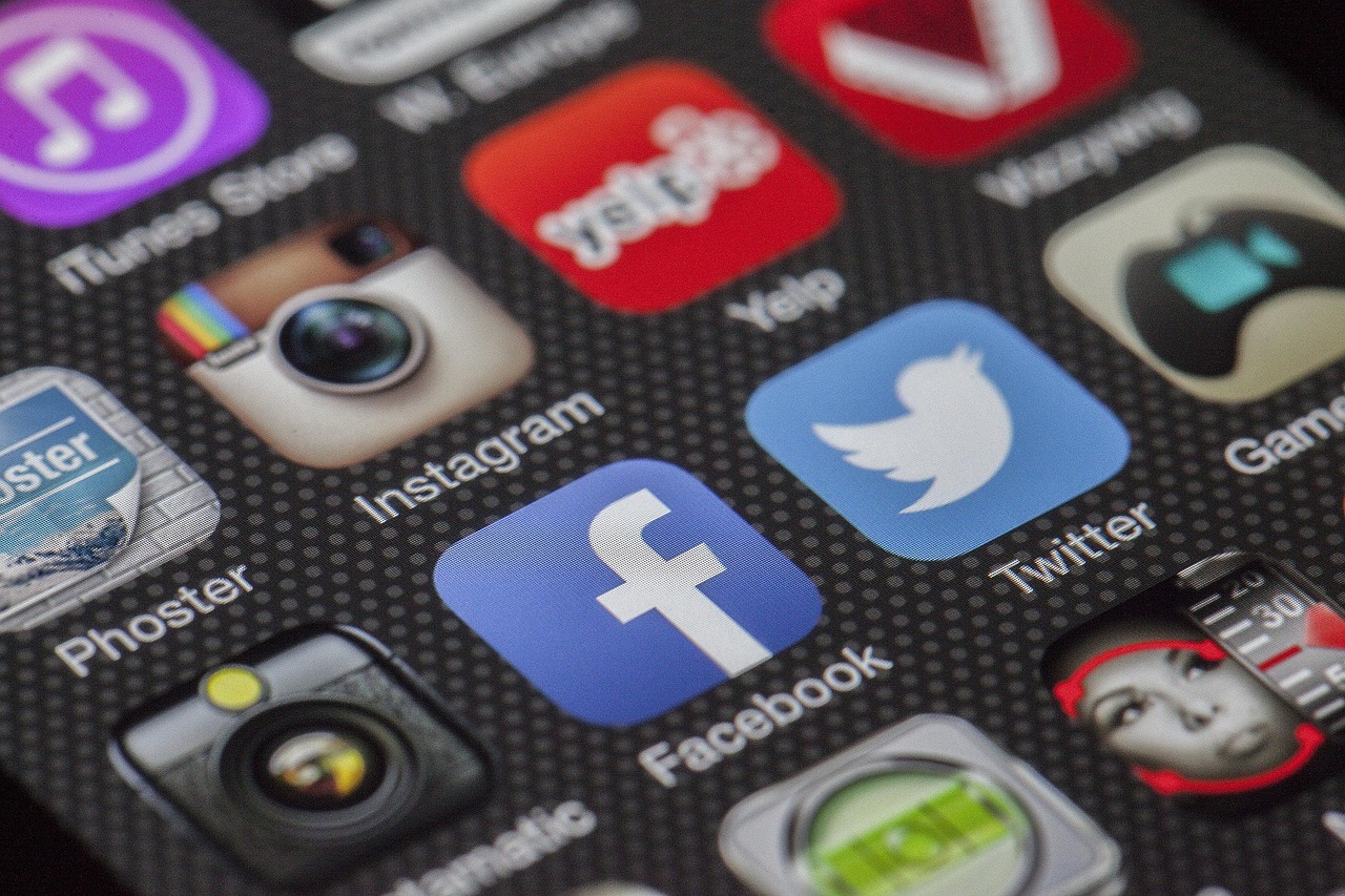 Social Media Marketing in Health Care