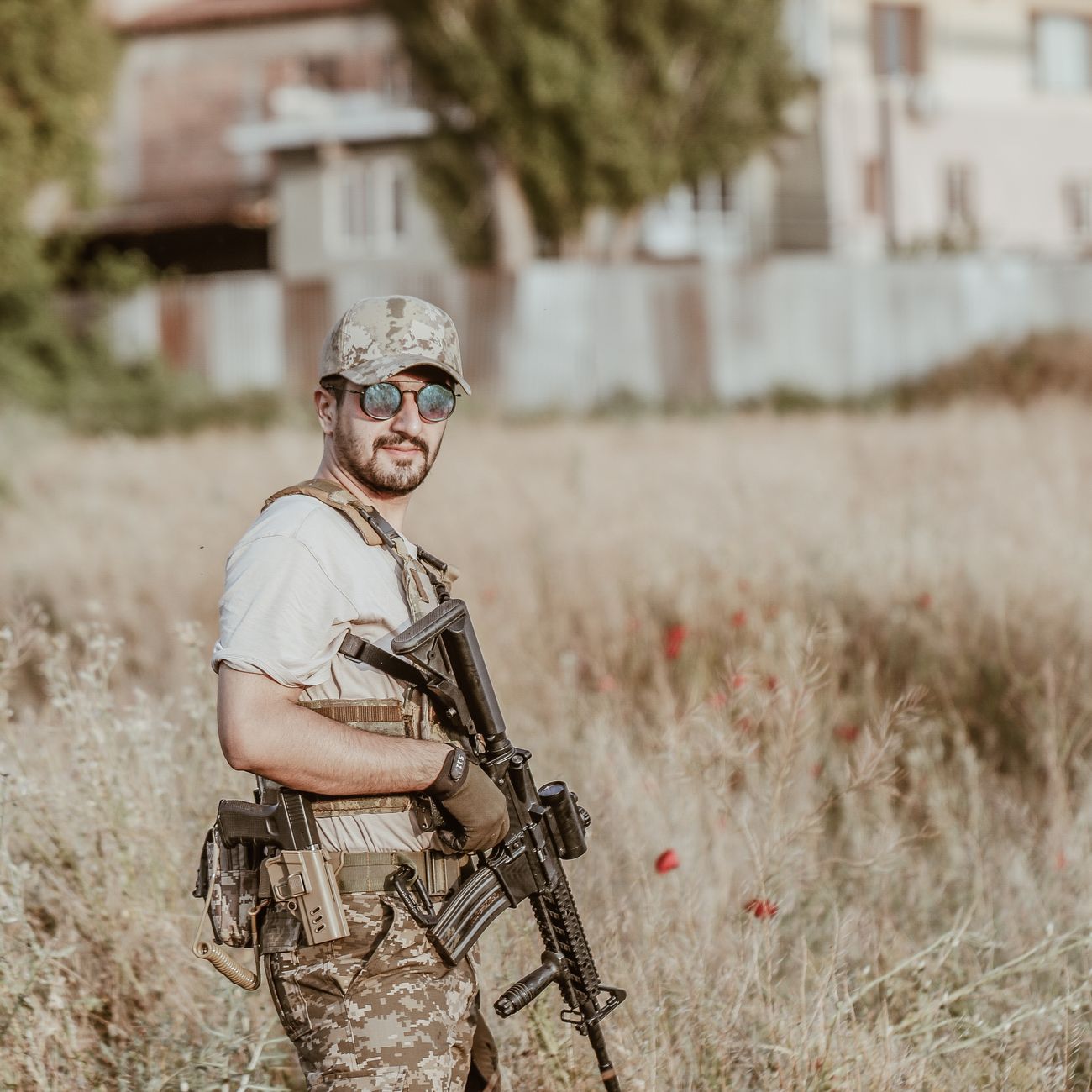 Crisis Intervention in Military Operations