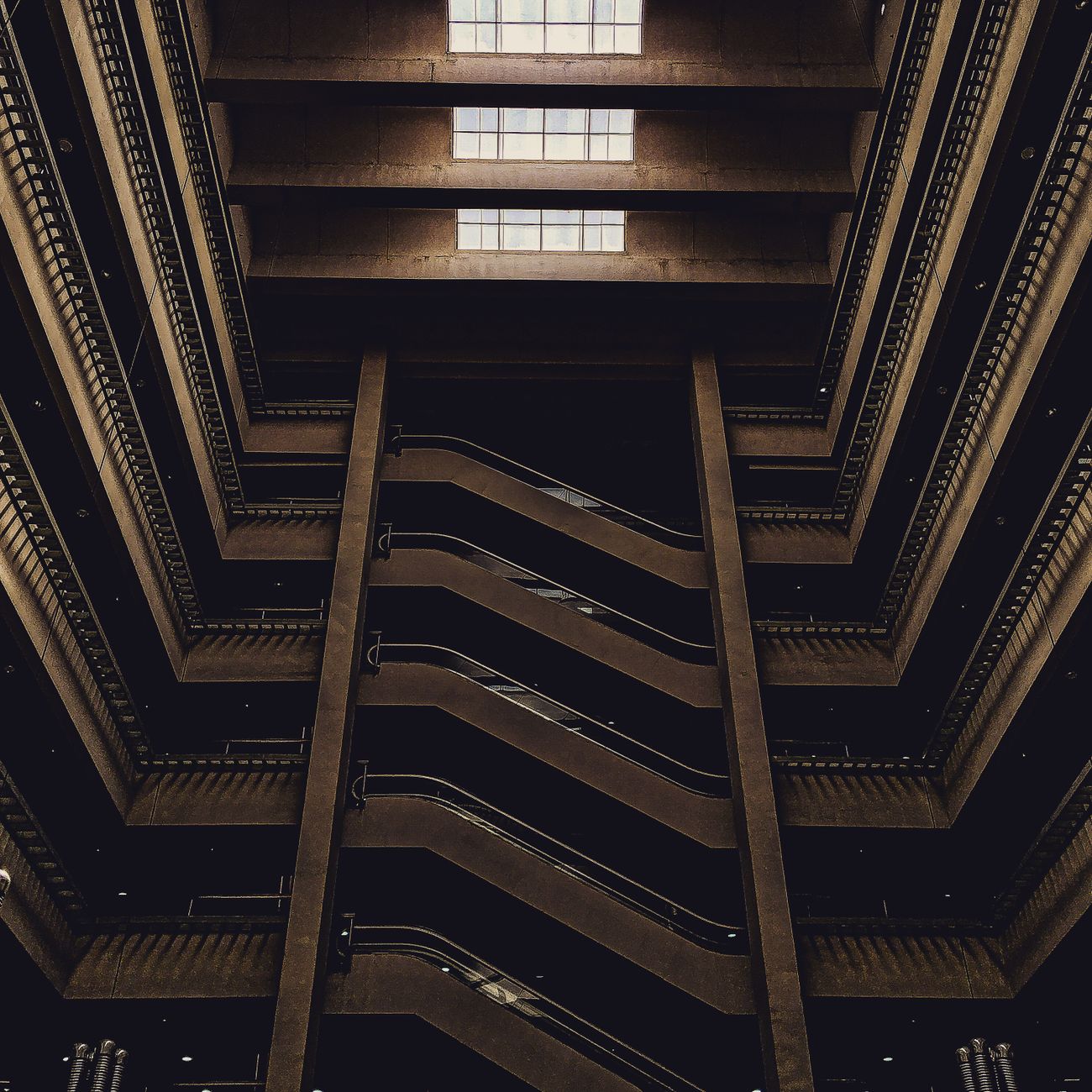 Technology and Data Management in Cultural Institutions