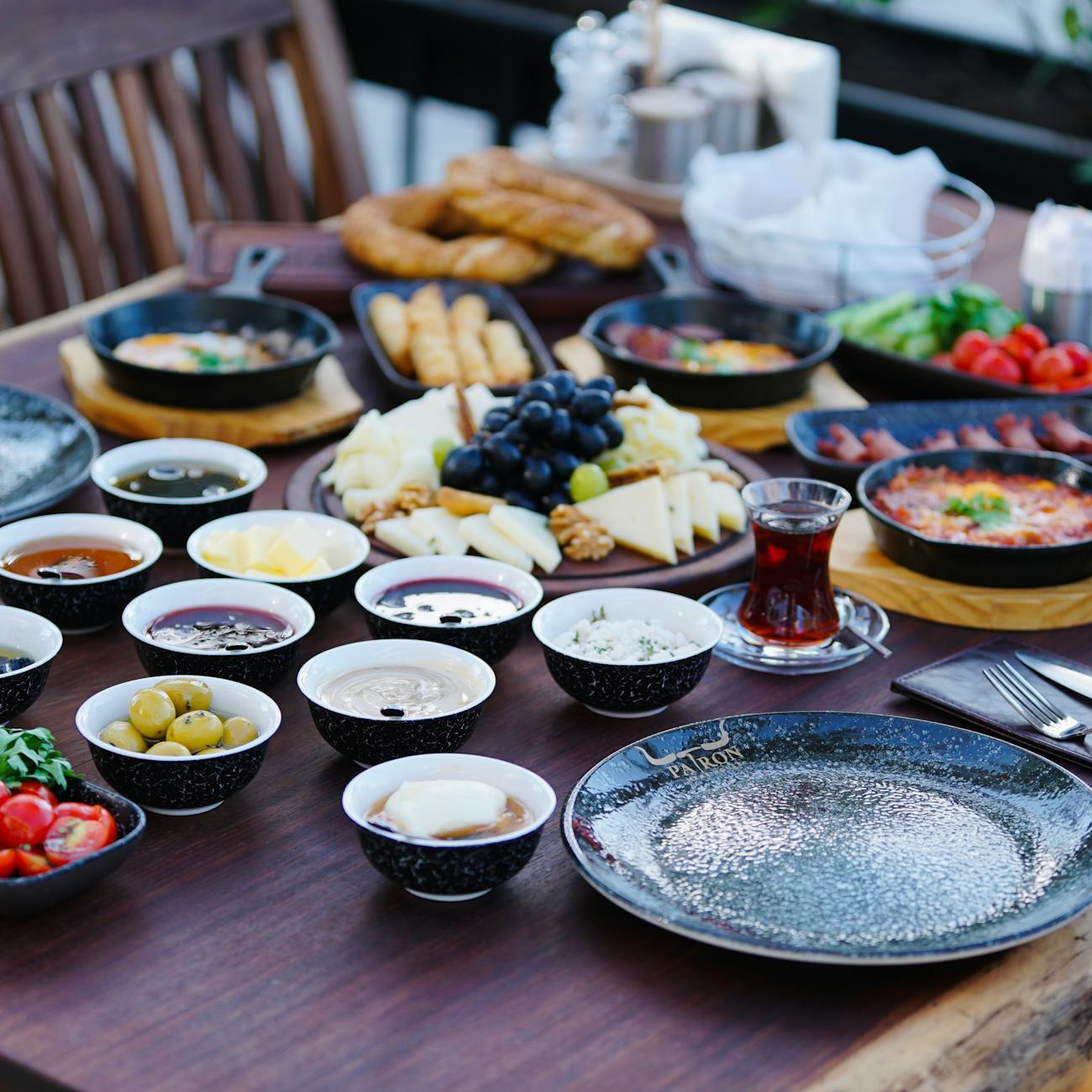 Human Resource Management in Catering and Restaurant Industry